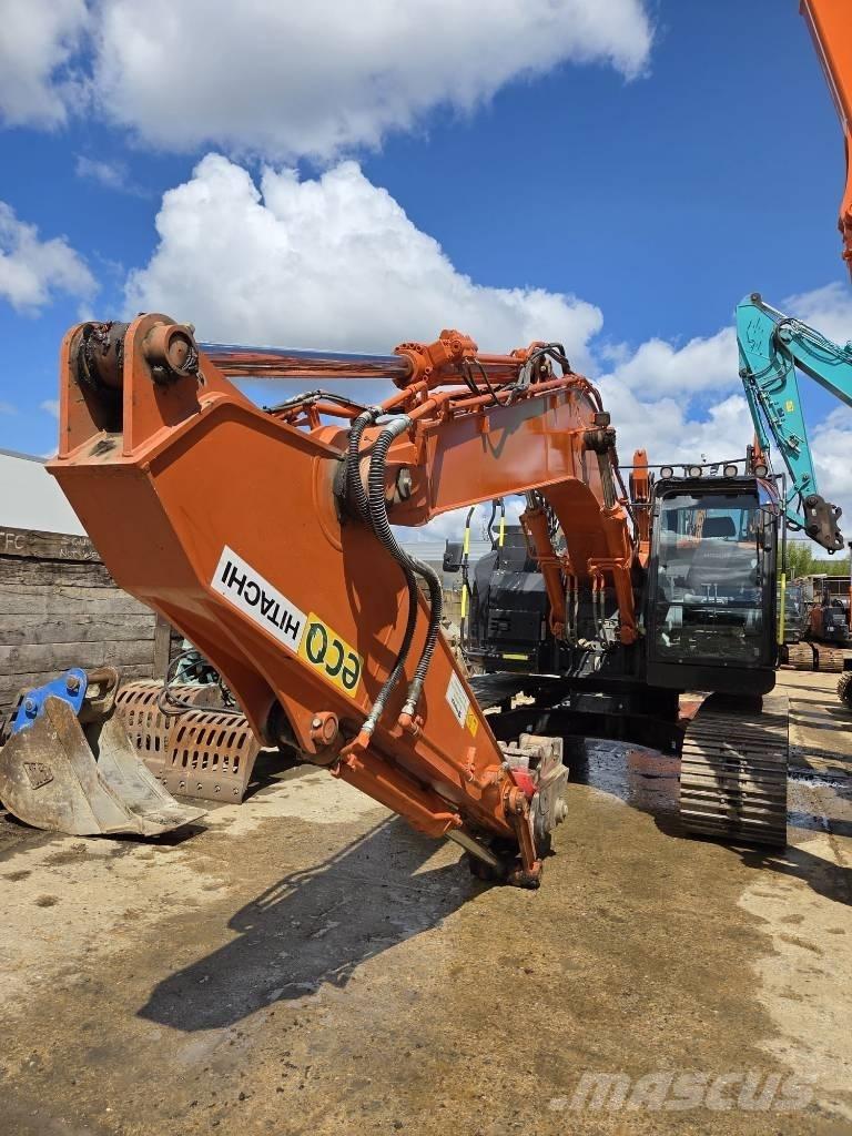 Hitachi ZX225US-6 履带挖掘机