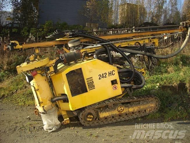 Atlas Copco ROC 242 钻孔机
