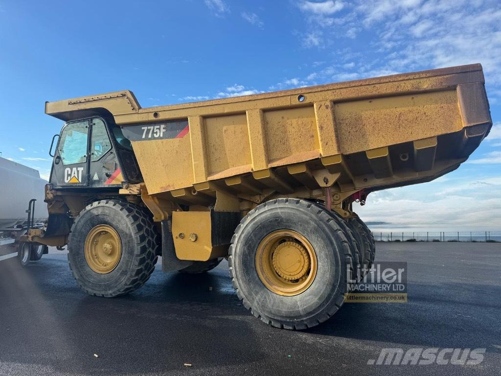 CAT 775 F 刚性自卸车