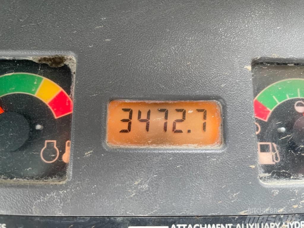 Bobcat T 190 滑移装载机
