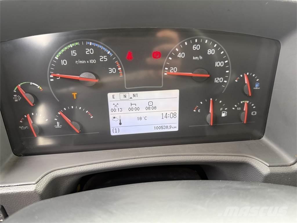 Volvo FE320 4x2 厢式货车