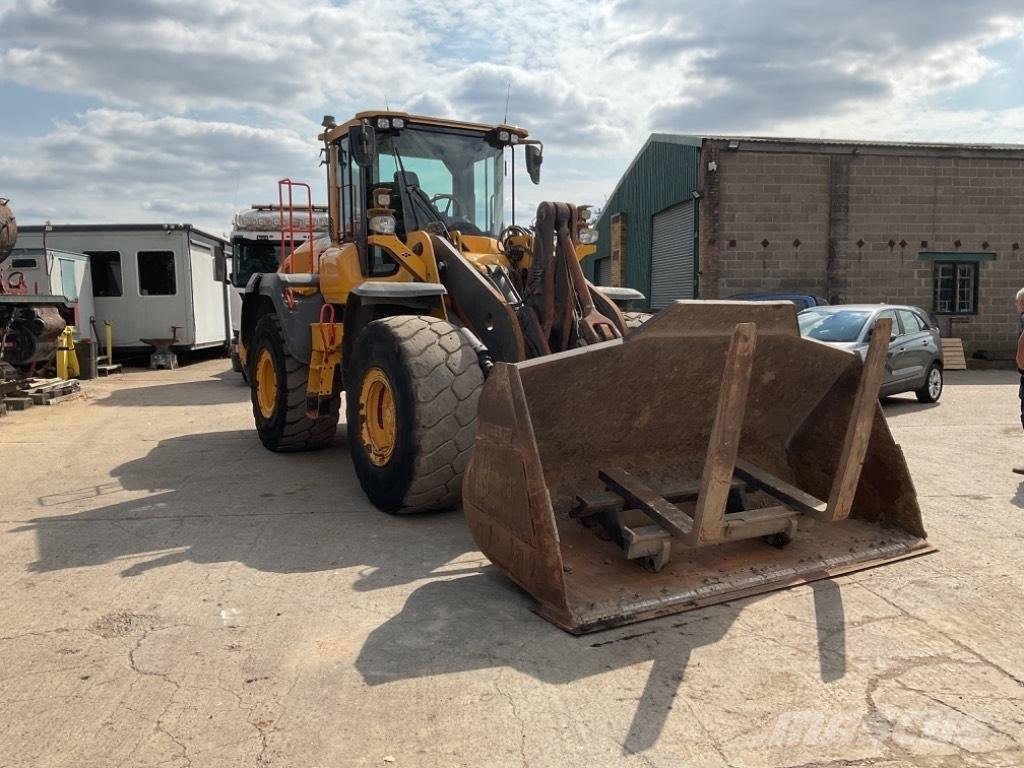 Volvo L110H 轮式装载机