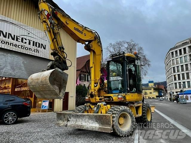 Komatsu PW 98 MR 轮式挖掘机