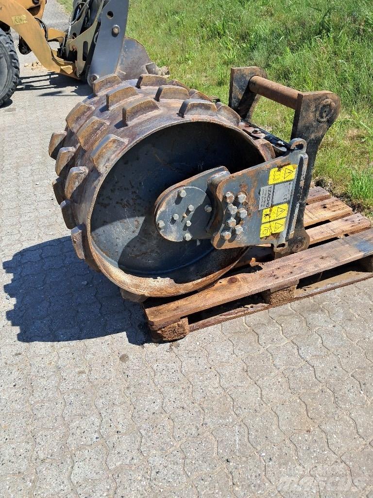 CASE 800x600 压实机械配件