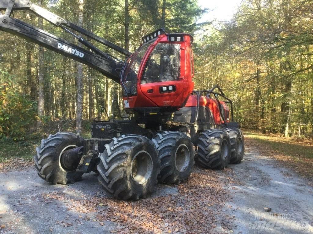Komatsu 931 XC 收割机