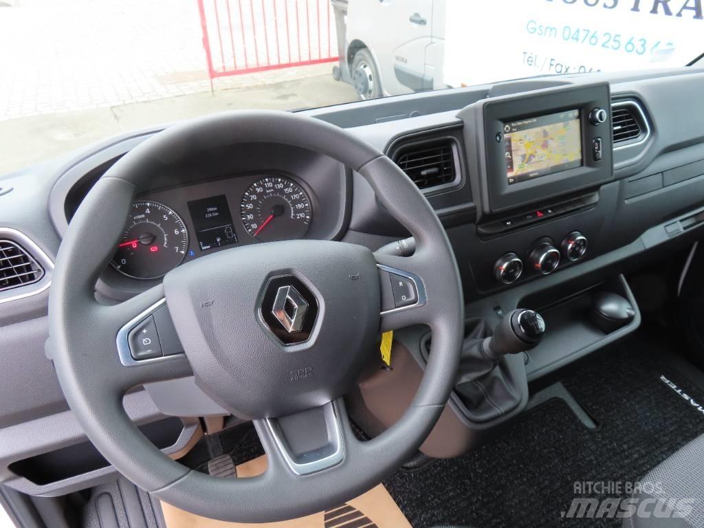 Renault Master 大型面包车