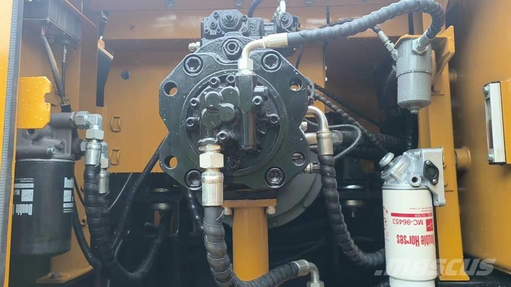 Sany SY365 履带挖掘机