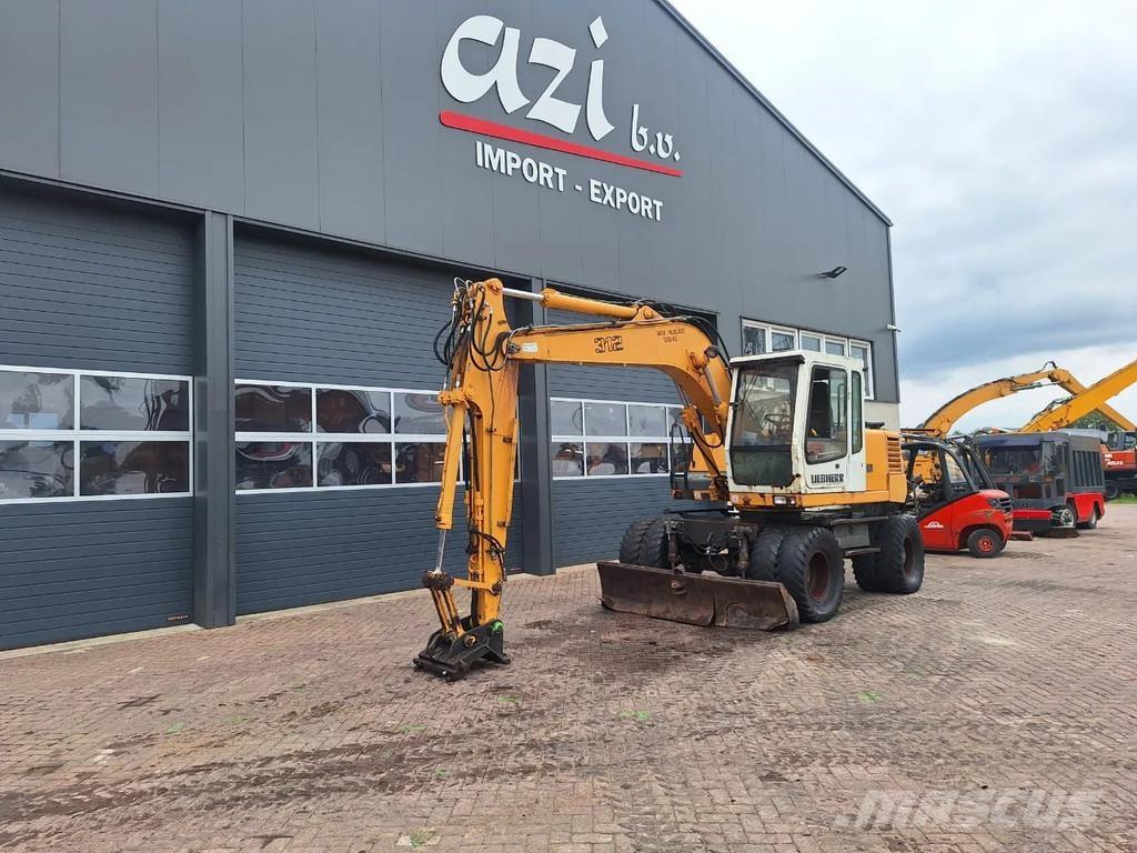 Liebherr A312 轮式挖掘机