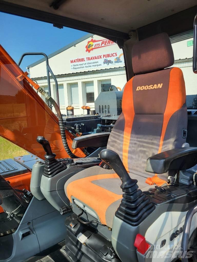 Doosan DX 140 LC-5 履带挖掘机