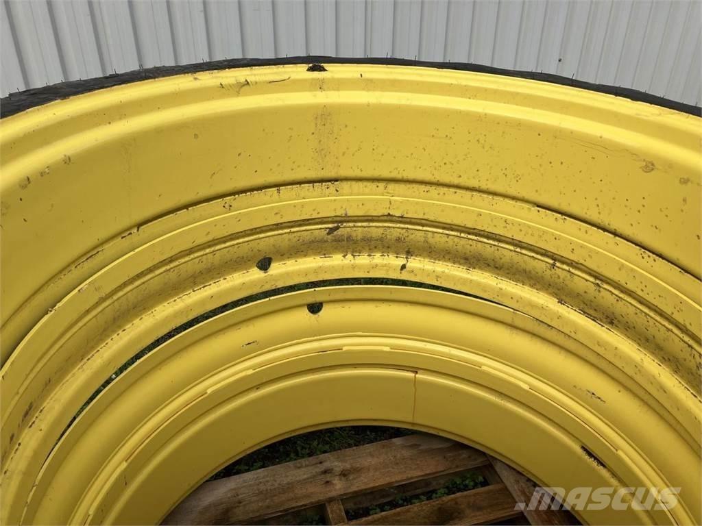 Taurus 270/95R44 轮胎、车轮、轮圈