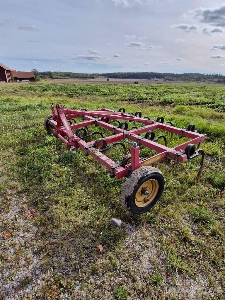 Väderstad SK 17 手扶中耕机