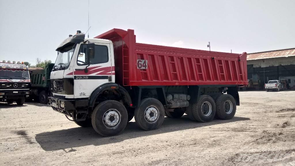 Mercedes-Benz 3535 自卸式货车