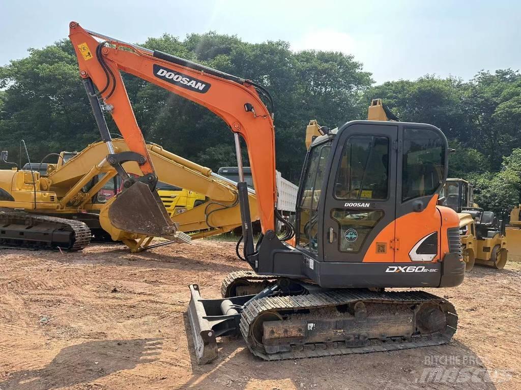 Doosan DX 60 履带挖掘机