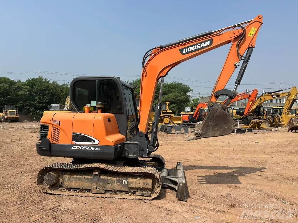 Doosan DX 60 履带挖掘机