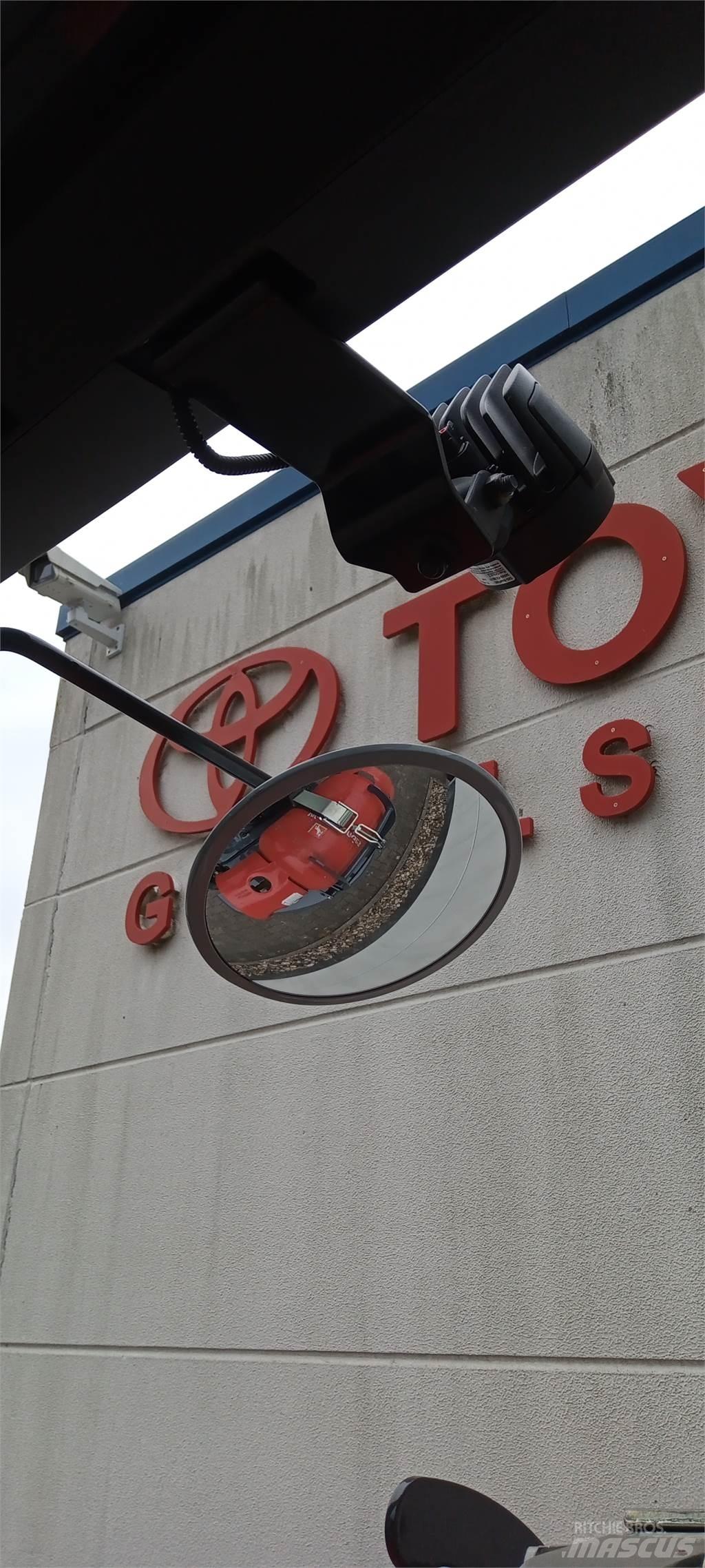 Toyota 02-8FGKF20 天然气叉车