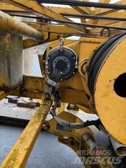 Liebherr 35 K 架式起重机