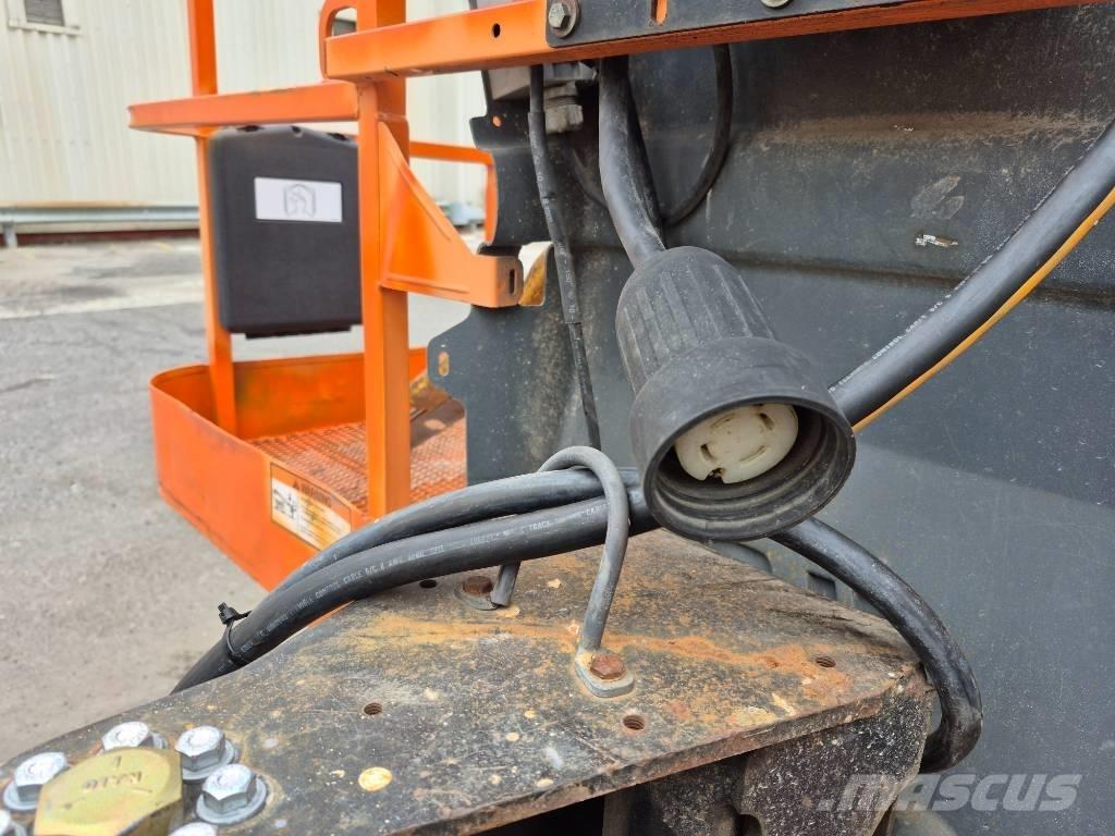 JLG 400 S 直臂高空工作平台
