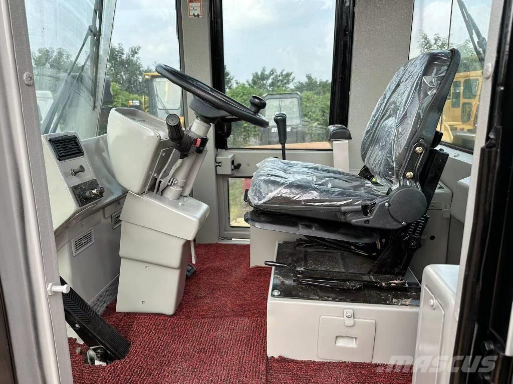 CAT 966G 轮式装载机