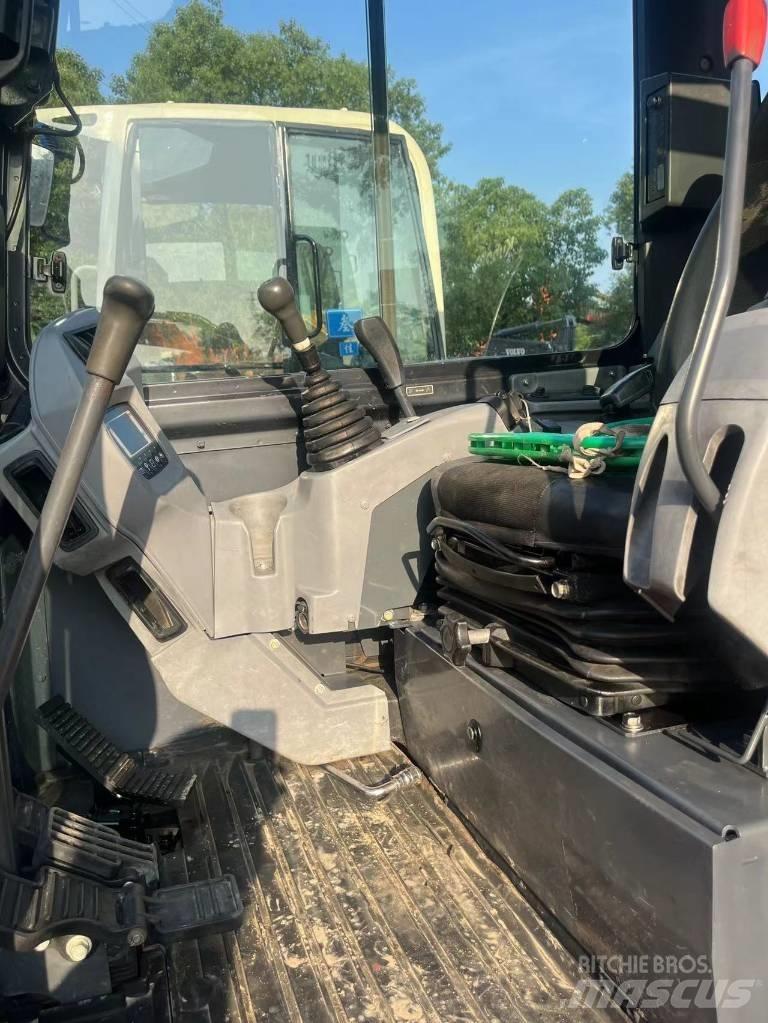 Kubota KX165-5 小型挖掘机