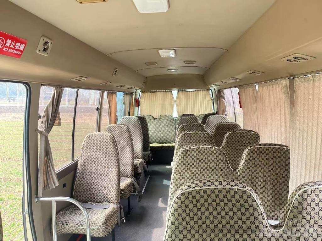 Toyota Coaster Bus 迷你巴士