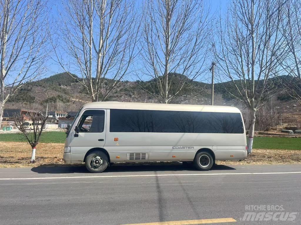 Toyota Coaster Bus 迷你巴士