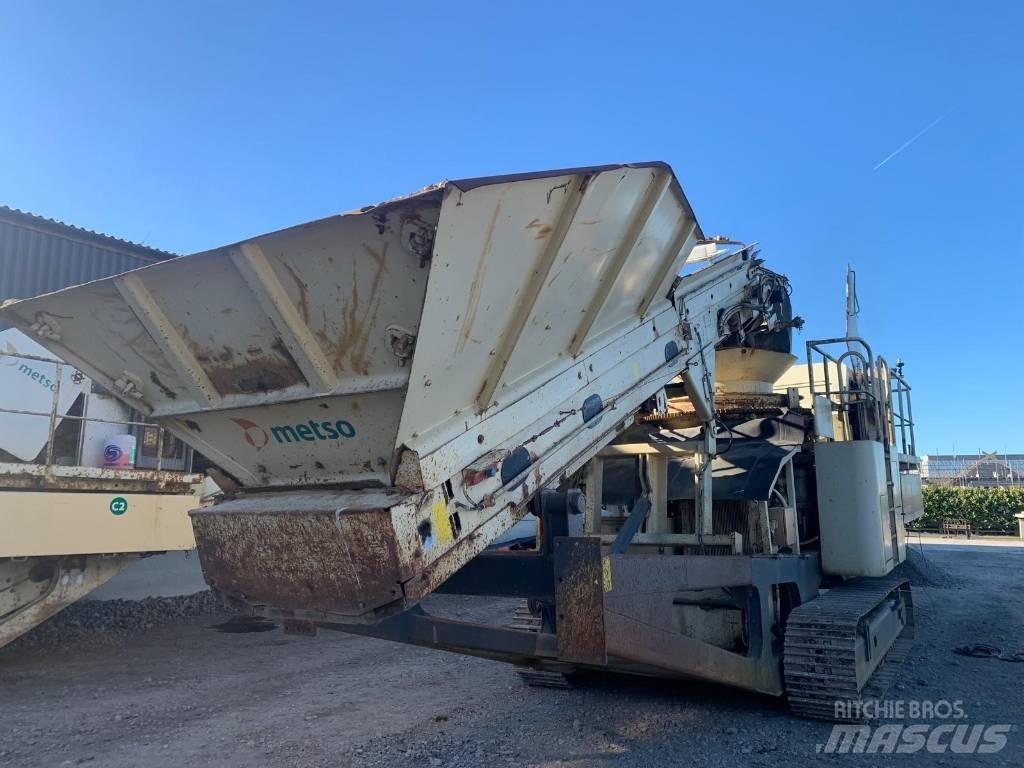 Metso LT 200 HP 移动式破碎机