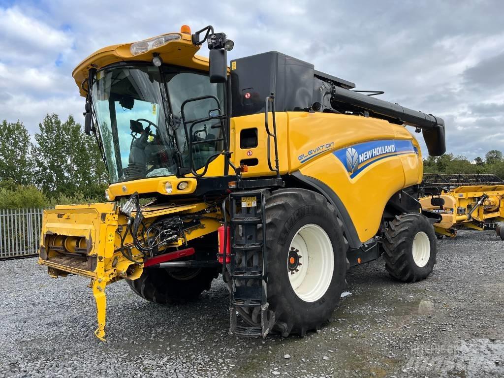 New Holland CX 8070 联合收割机