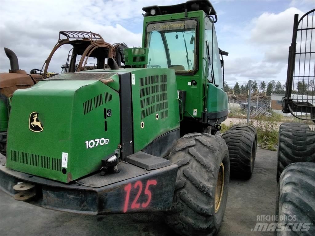 John Deere 1070 D 收割机