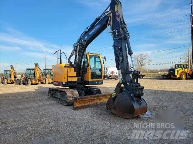 Hyundai HX130 履带挖掘机