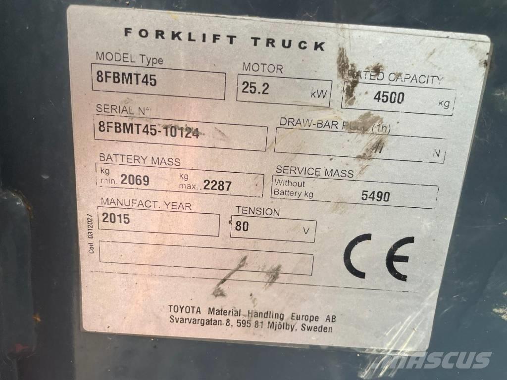 Toyota 8 FBMT 45 电动叉车