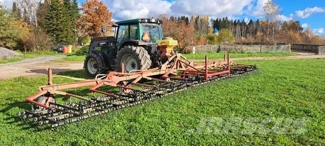 Expom FOX L 钉齿耙