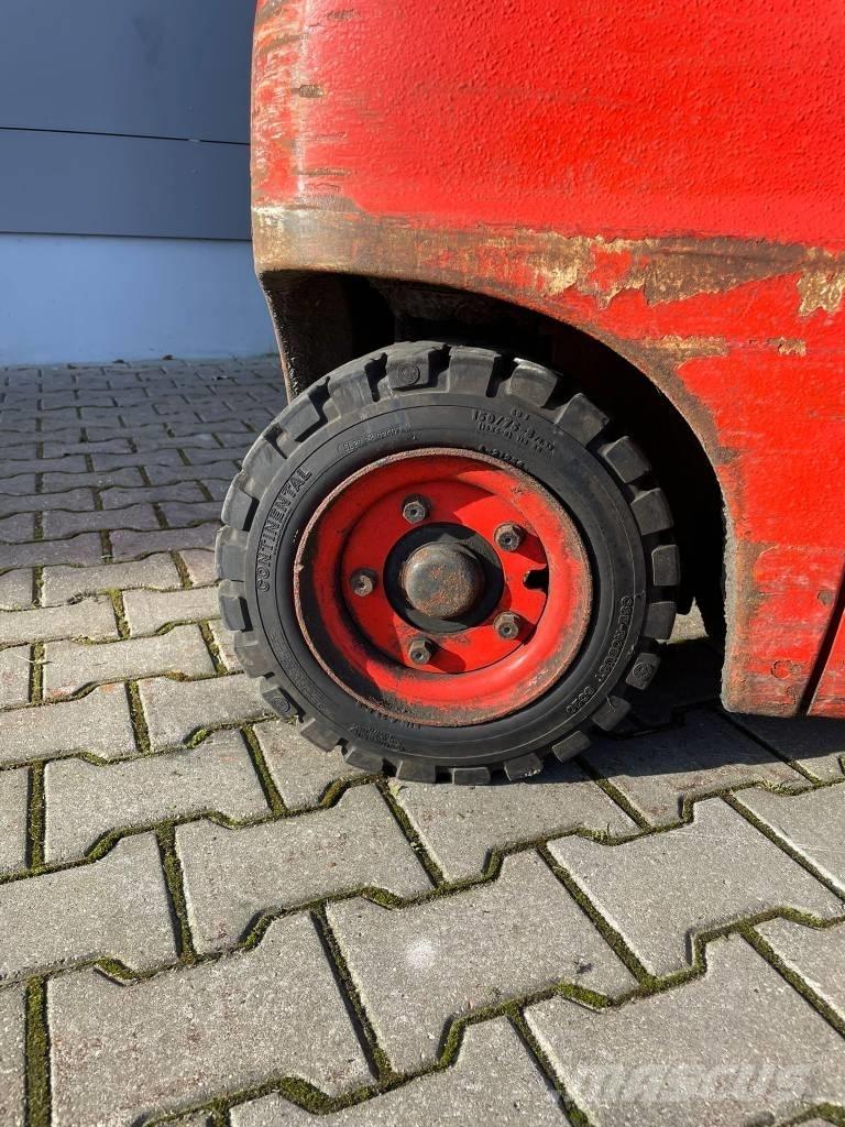 Linde E 16 P 电动叉车