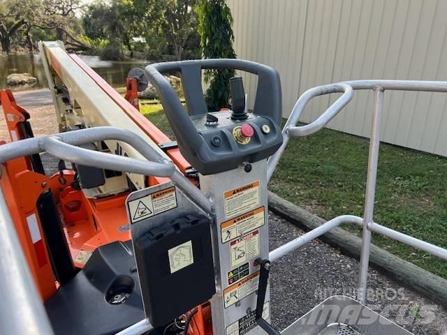 JLG T 350 拖拉移动式高空作业平台