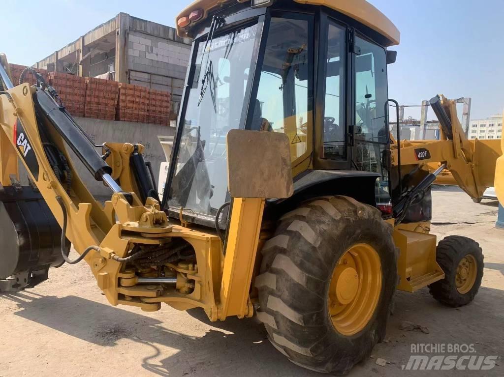CAT 420 F2 反铲装载机