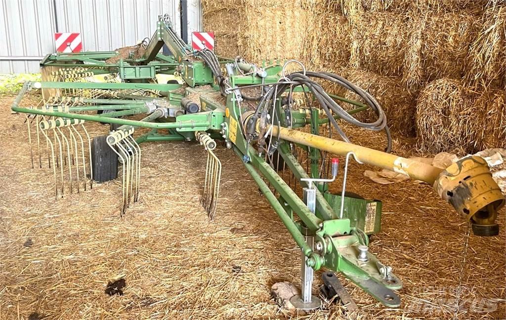 Krone 710/26T 料堆整形机