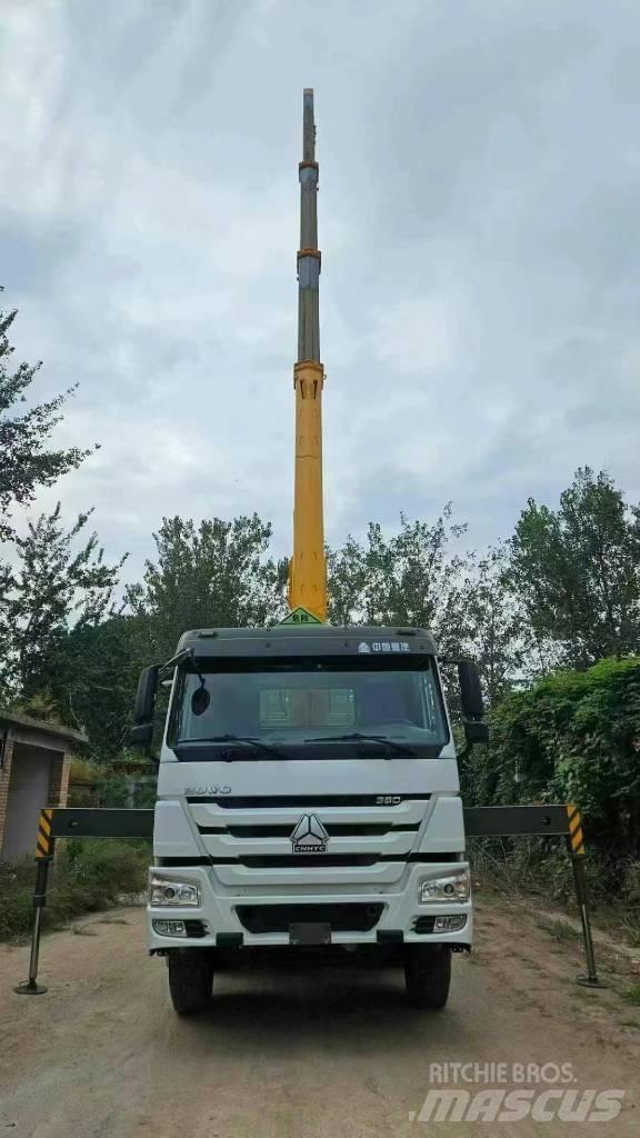 Howo 380 8x4 自卸式货车