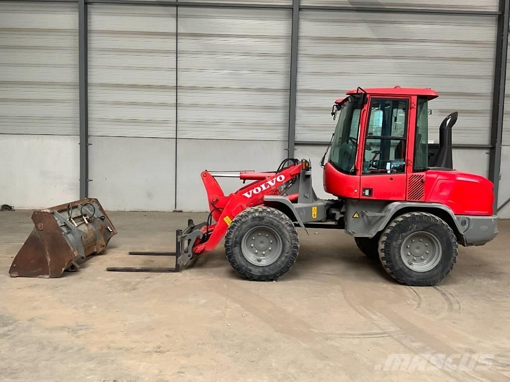Volvo L 30 G 轮式装载机