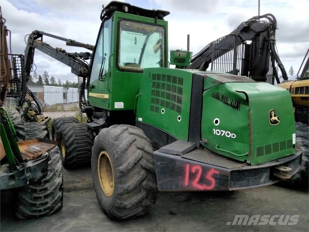 John Deere 1070 D 收割机