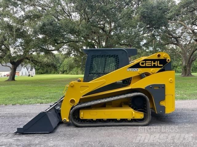 Gehl VT320 滑移装载机