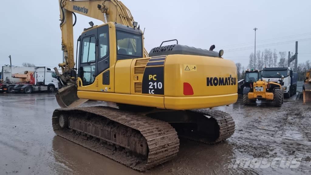 Komatsu PC 210-8 履带挖掘机