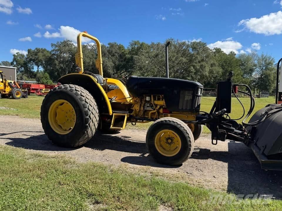 John Deere 5320 拖拉机/农用车