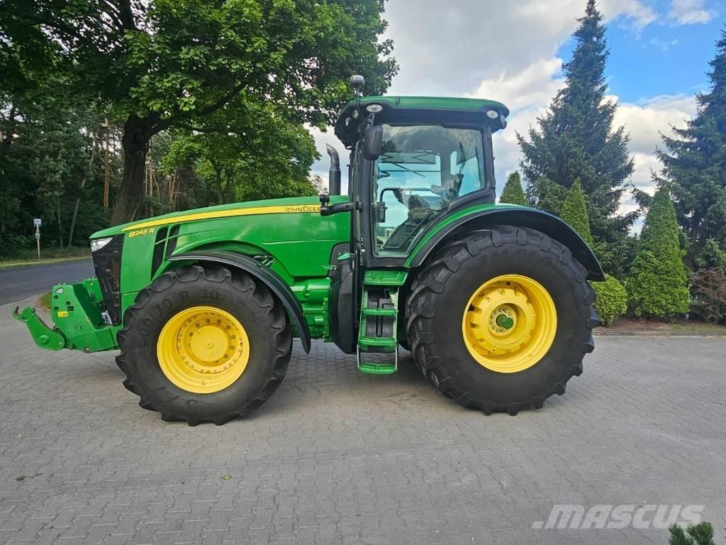 John Deere 8245 R 拖拉机/农用车