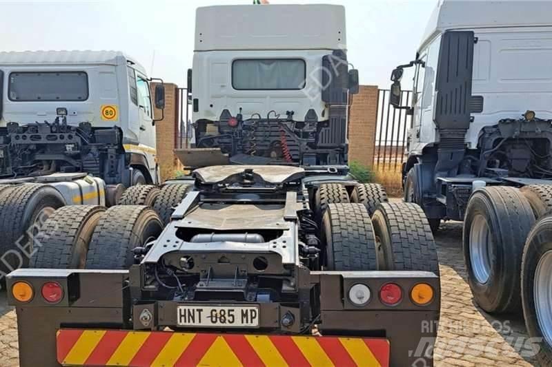 Hino 700 其他货车