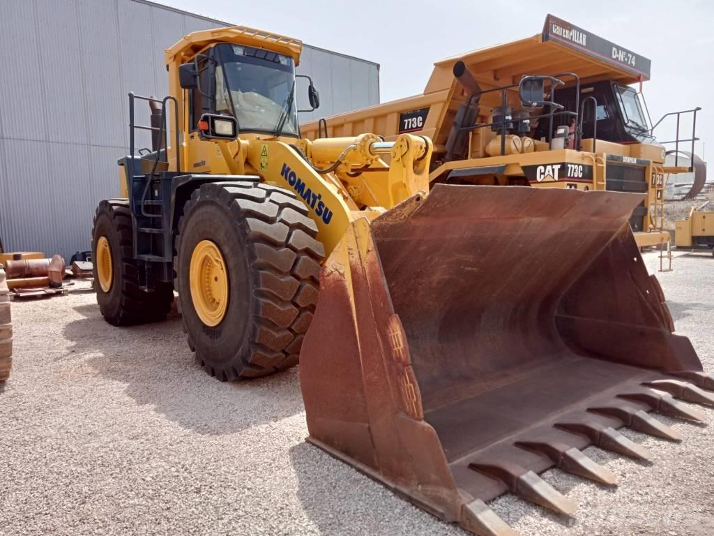 Komatsu WA500-3 轮式装载机