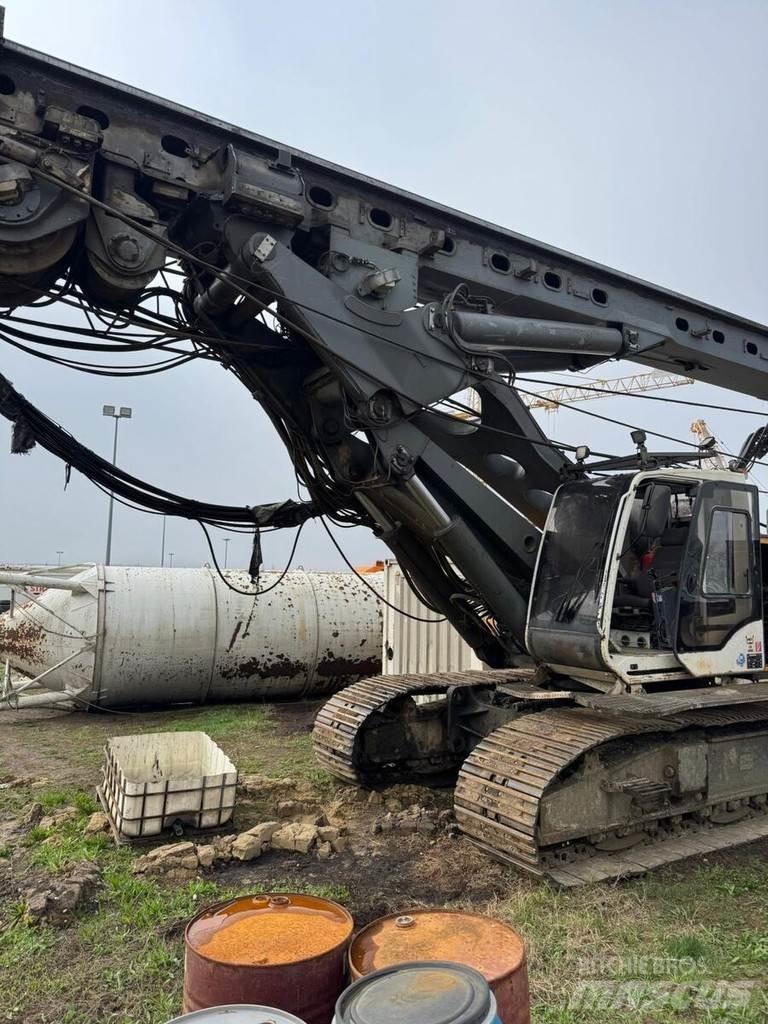 Liebherr LB 28 工程钻机