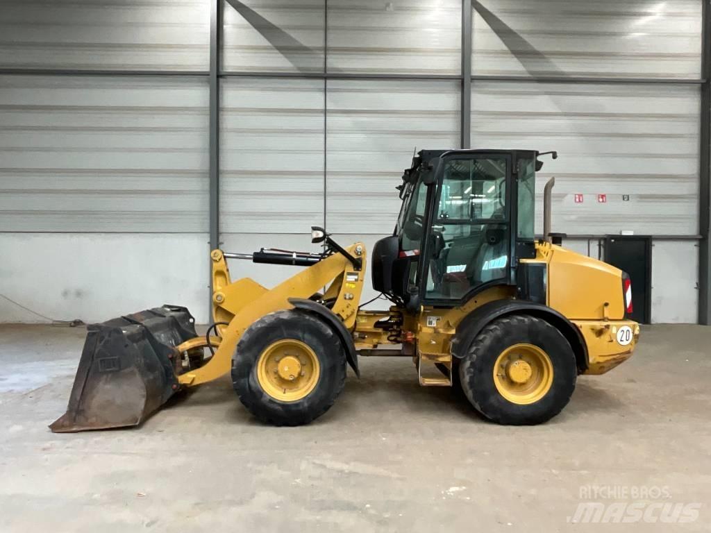 CAT 908 M 轮式装载机