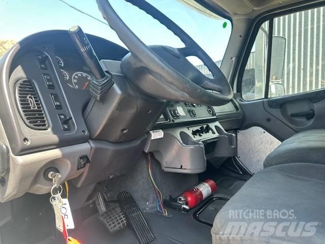 Freightliner M2 救援车