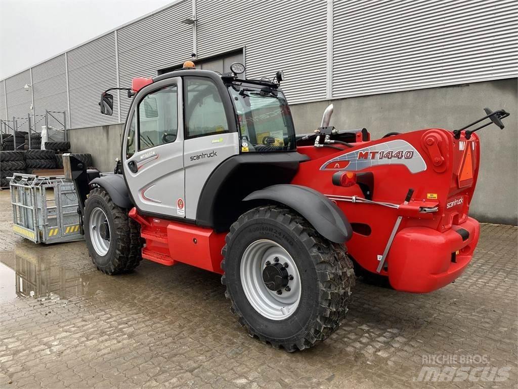 Manitou MT1440A 伸缩臂叉装车|叉装车