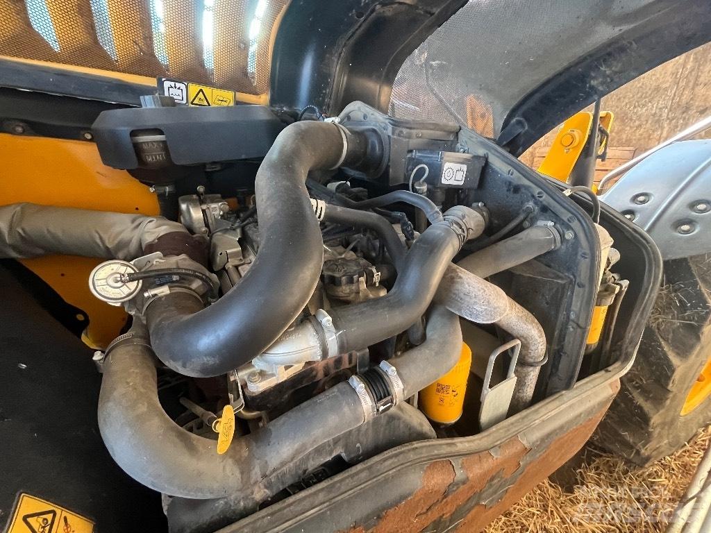 JCB 540-170 伸缩臂叉装车|叉装车