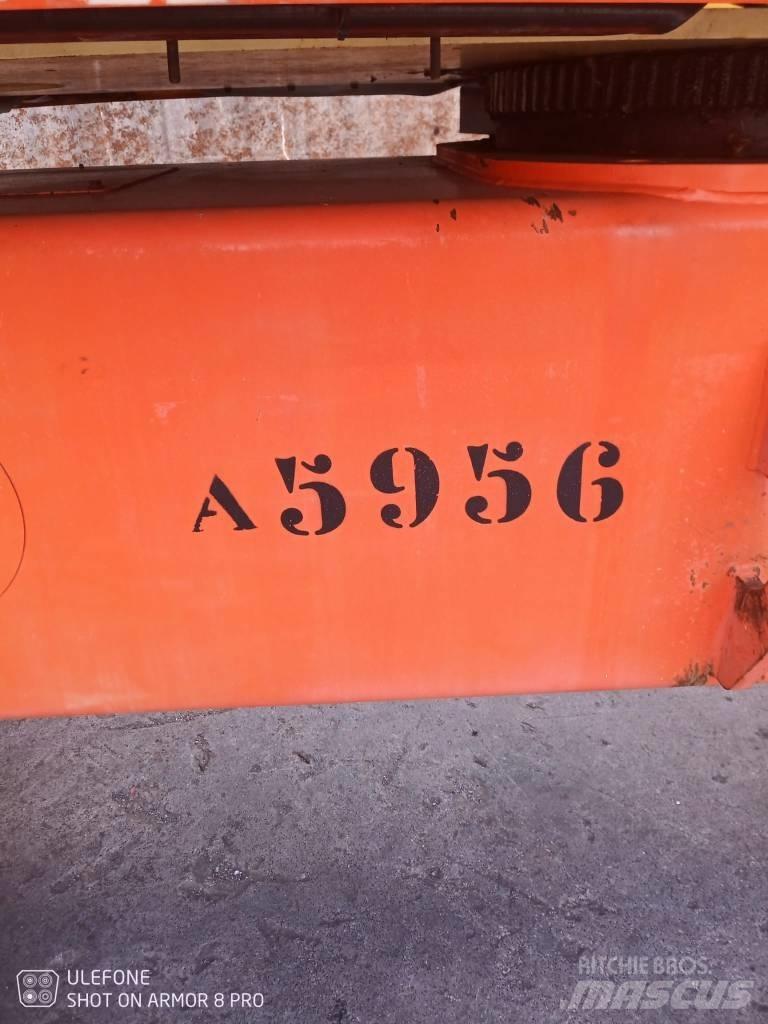 JLG 1350 SJP 直臂高空工作平台